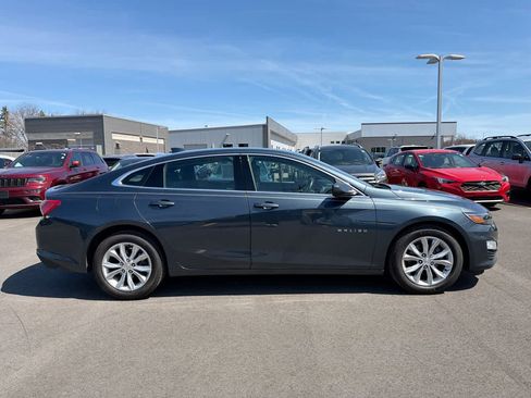 Used 2020 Chevrolet Malibu LT w/ Leather Package FWD image 14