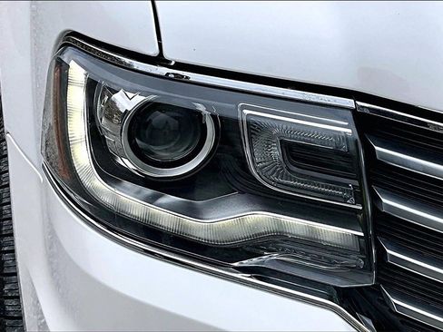 Used 2017 Lincoln Navigator Reserve image 25