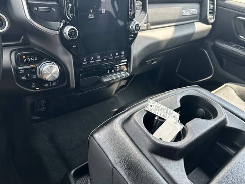 Used 2023 RAM 1500 Laramie AWD/4WD image 40