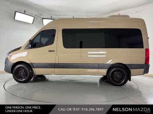 Used 2019 Mercedes-Benz Sprinter 2500 image 9