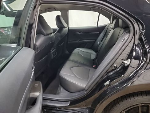 Used 2023 Toyota Camry XSE image 10