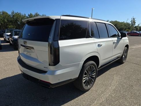 Used 2025 Cadillac Escalade Sport Platinum w/ LPO, Floor Liner Package AWD/4WD image 5