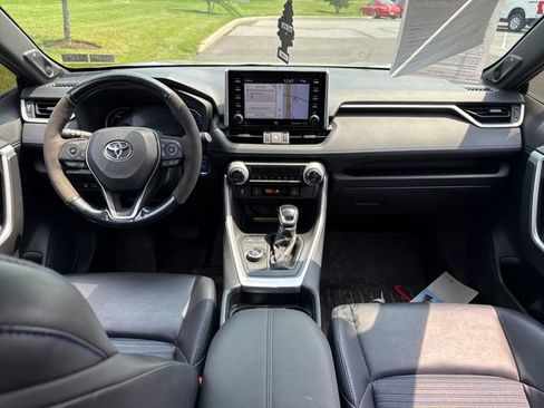 Used 2019 Toyota RAV4 XSE AWD/4WD image 18