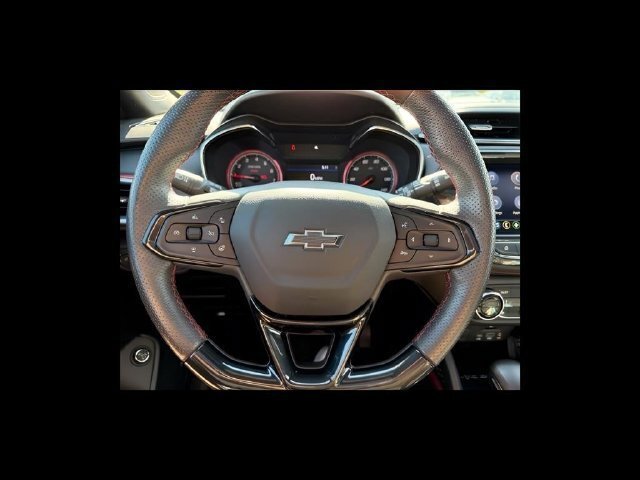 Used 2023 Chevrolet TrailBlazer RS w/ Sun and Liftgate Package AWD/4WD image 10