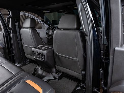 Used 2022 GMC Sierra 1500 AT4 w/ AT4 Premium Package image 28