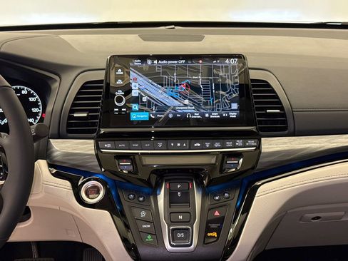 New 2026 Honda Odyssey Elite image 16