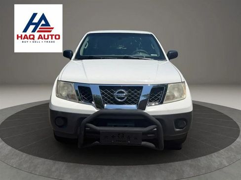 Used 2013 Nissan Frontier S RWD image 2