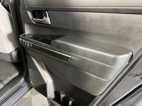 Used 2025 Toyota Tacoma TRD Sport image 29