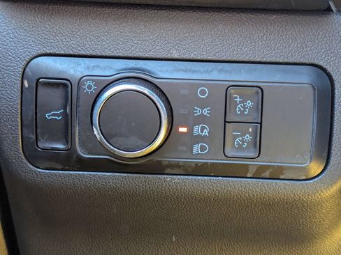 Used 2023 Ford Escape ST-Line w/ Tech Pack #1 AWD/4WD image 13