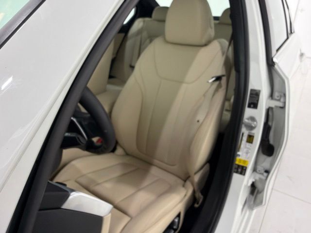 Used 2020 BMW 330i xDrive Sedan w/ Convenience Package AWD/4WD image 13