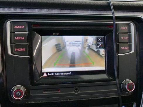 Used 2016 Volkswagen Passat 1.8T S image 20