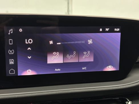 New 2026 Buick Envista Sport Touring w/ Convenience I Package FWD image 23