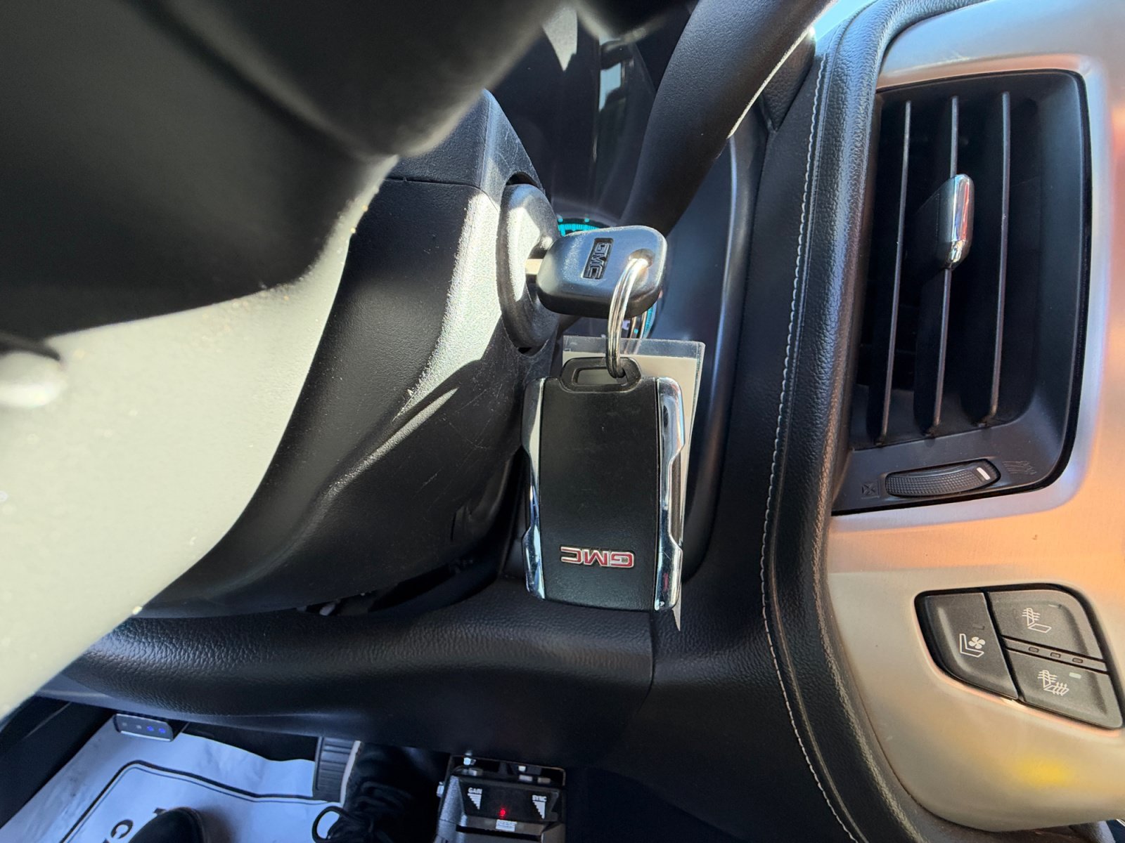 Used 2017 GMC Sierra 1500 Denali RWD image 30
