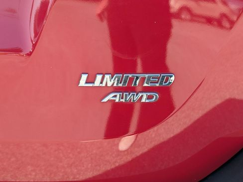 Used 2013 Toyota RAV4 Limited AWD/4WD image 6