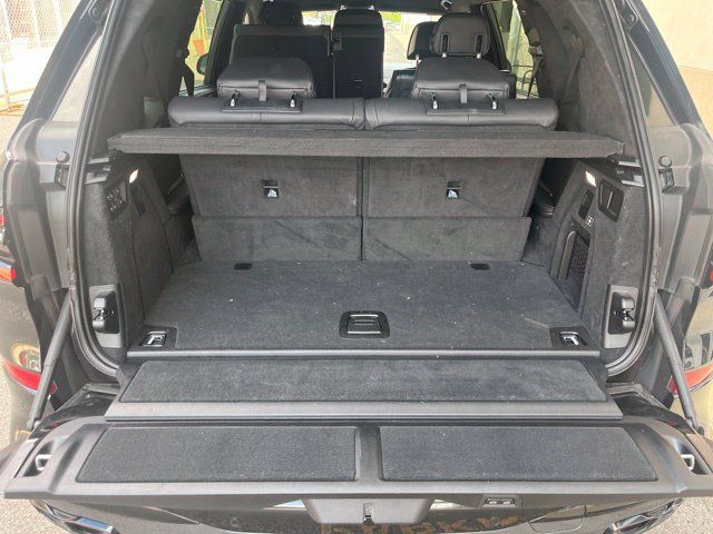 Used 2023 BMW X7 M60i AWD/4WD image 14