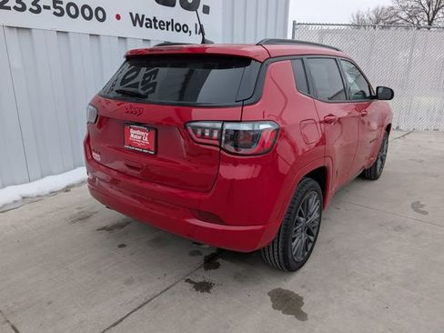 Used 2023 Jeep Compass Limited image 27