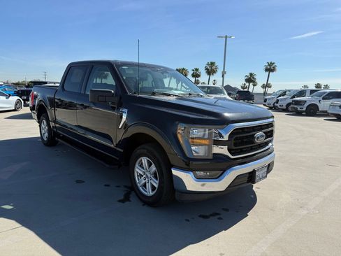 Used 2023 Ford F150 XLT w/ Equipment Group 301A Mid image 4