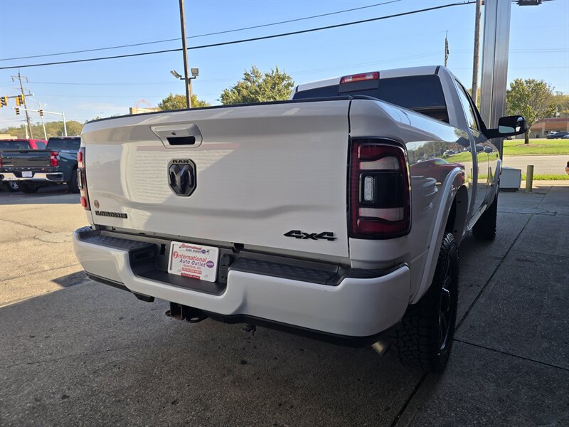 Used 2022 RAM 2500 Laramie w/ Night Edition AWD/4WD image 5