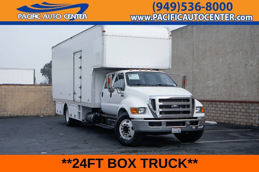 Used 2015 Ford F650 2WD Crew Cab Super Duty image 1