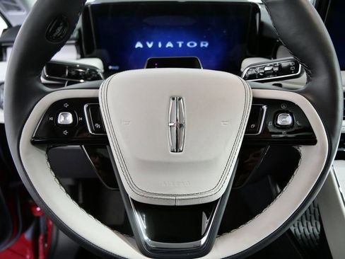 New 2026 Lincoln Aviator Reserve AWD/4WD image 24