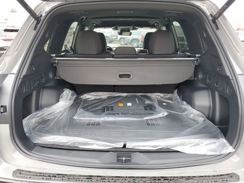 Used 2026 Subaru Forester Premium image 7