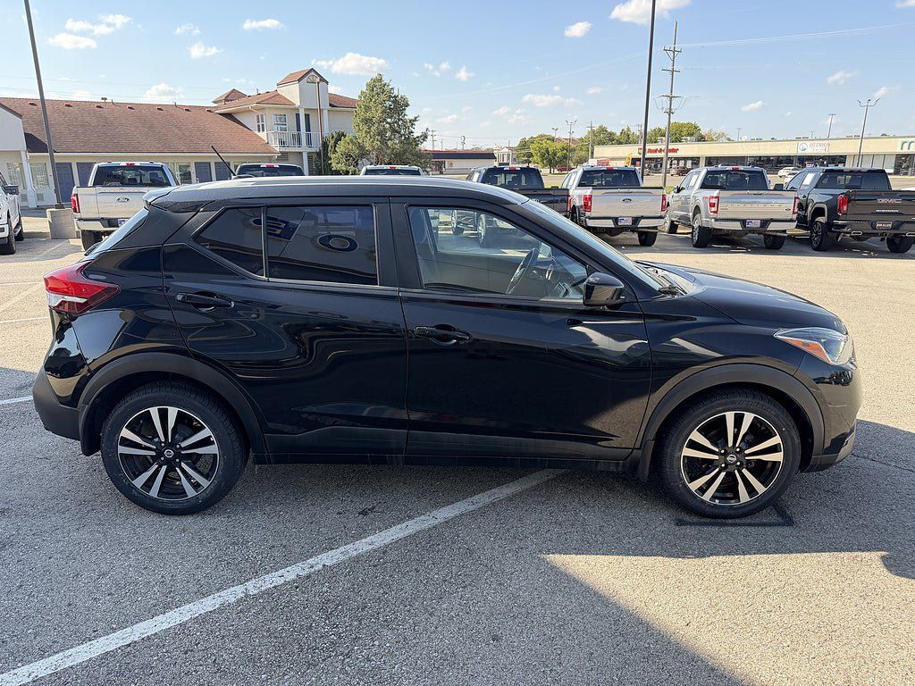 Used 2020 Nissan Kicks SV FWD image 6
