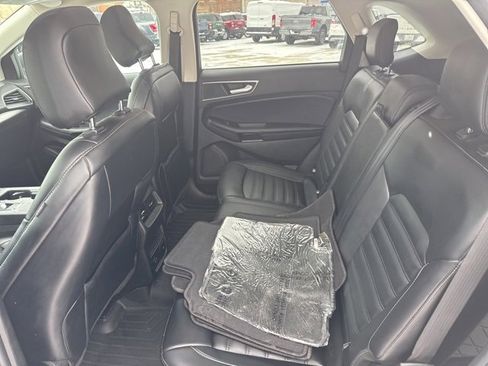 Used 2022 Ford Edge SEL w/ Convenience Package image 9
