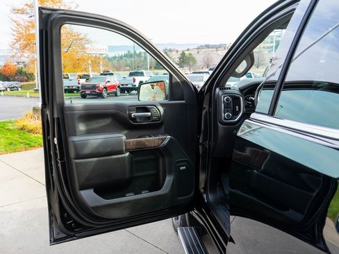 Used 2020 GMC Sierra 1500 Denali w/ Denali Ultimate Package image 18