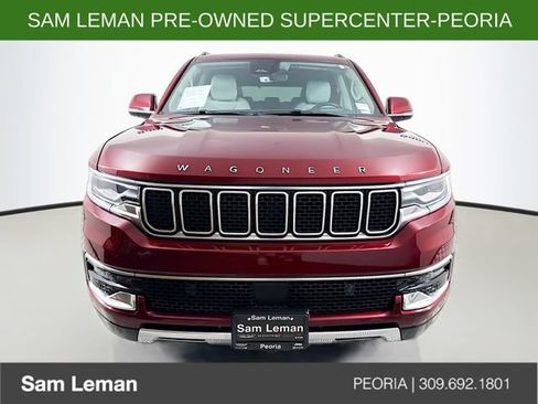 Used 2022 Jeep Wagoneer Series III AWD/4WD image 2