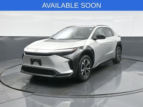 Certified 2023 Toyota bZ4X FWD w/ Weather Package image 3