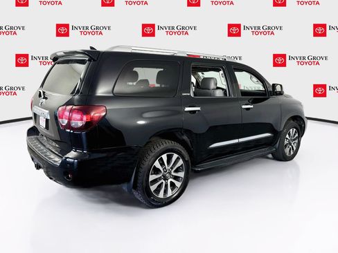 Used 2018 Toyota Sequoia Limited AWD/4WD image 5