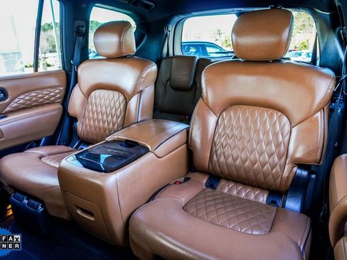 Used 2023 INFINITI QX80 Sensory w/ Cargo Package image 21