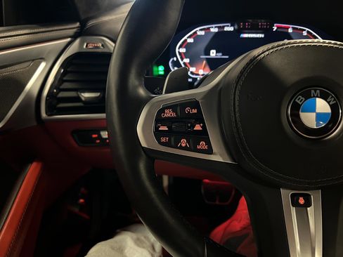 Used 2022 BMW M850i xDrive Coupe w/ Premium Package image 13