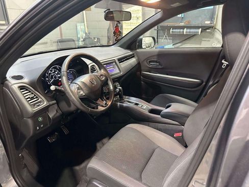 Used 2021 Honda HR-V Sport image 13