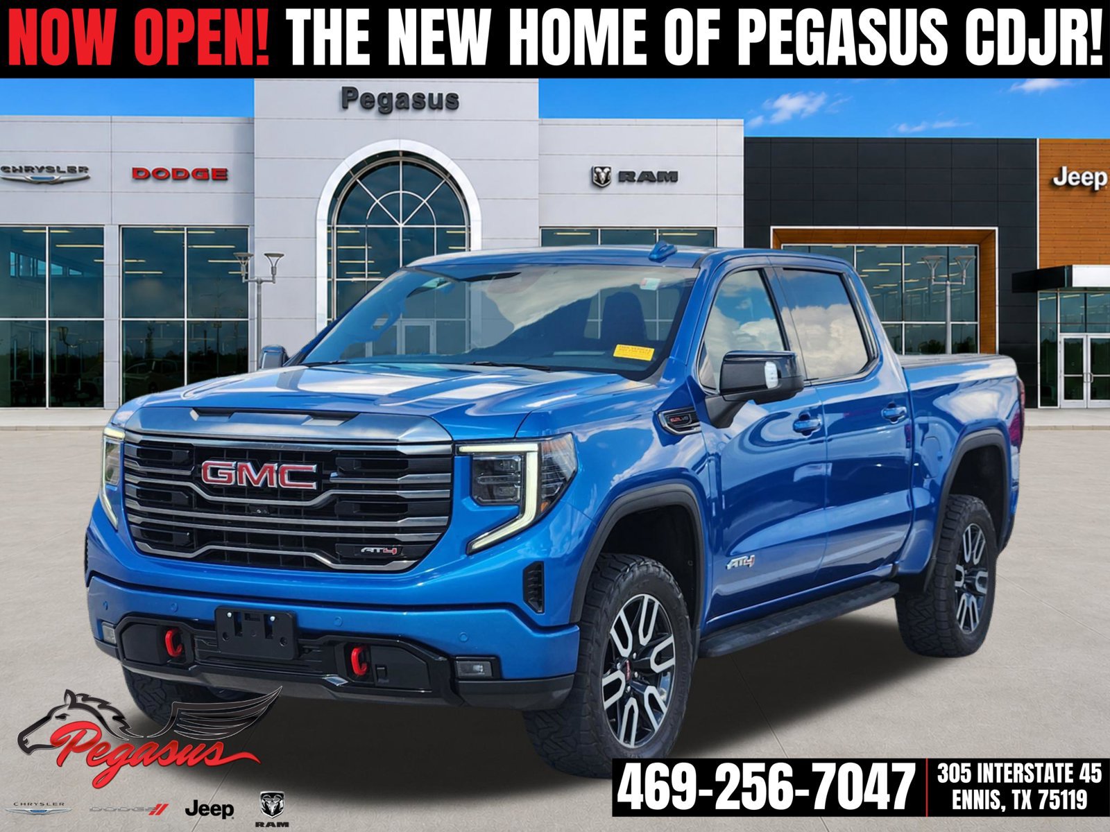 Used 2022 GMC Sierra 1500 AT4 w/ AT4 Premium Package AWD/4WD image 2