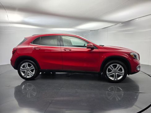 Used 2020 Mercedes-Benz GLA 250 image 3