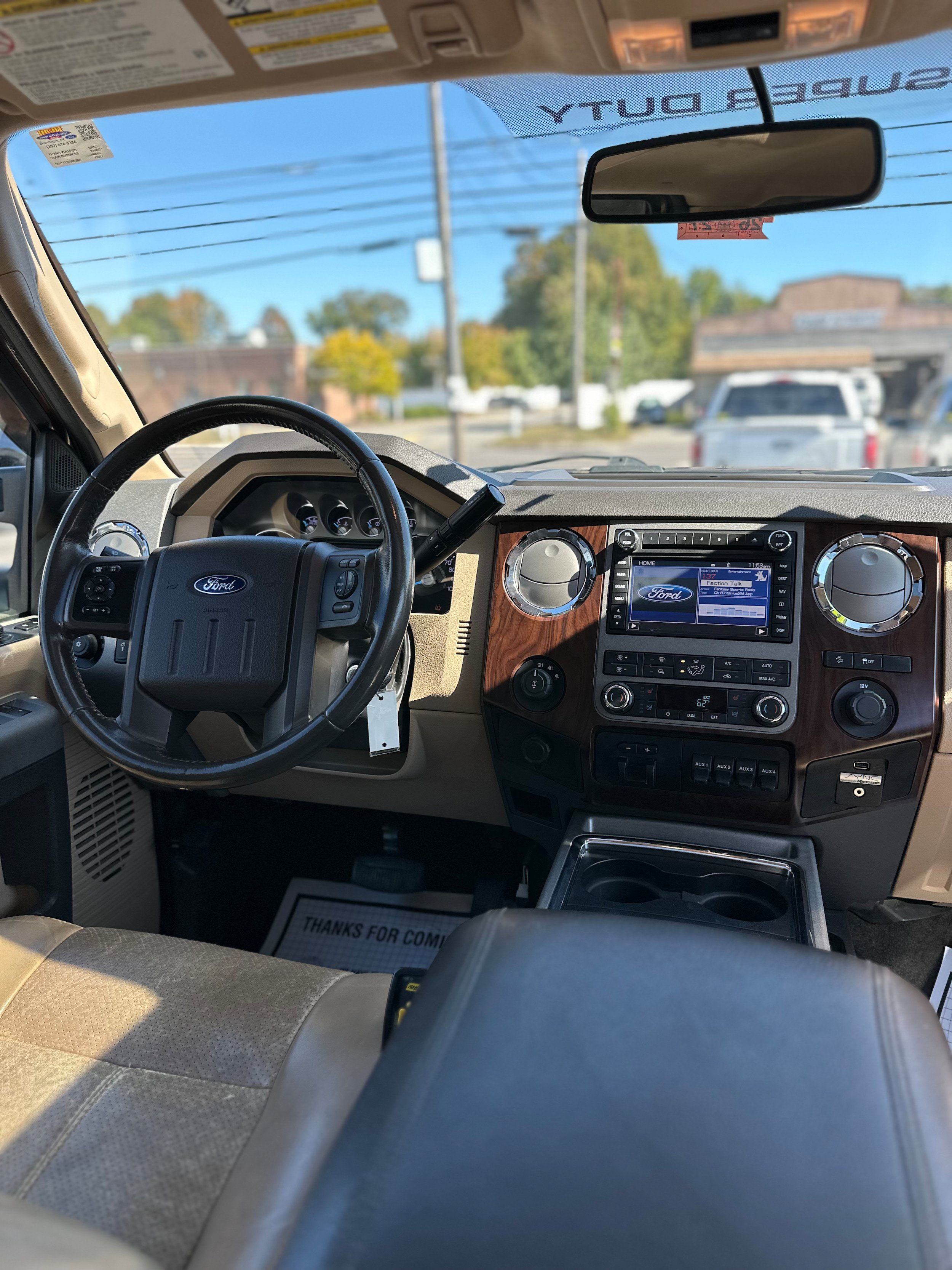 Used 2011 Ford F350 Lariat w/ Lariat Ultimate Pkg AWD/4WD image 26