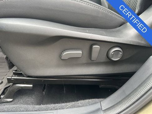 Certified 2024 Subaru Forester Premium AWD/4WD image 12