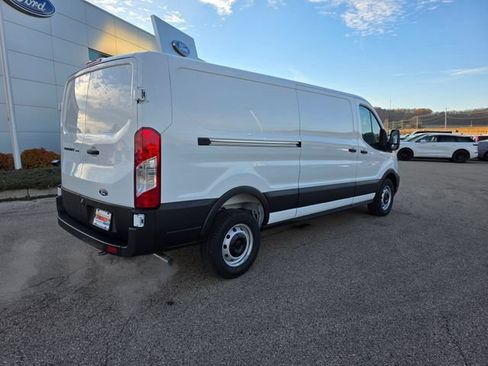 New 2026 Ford Transit 150 Low Roof RWD image 22