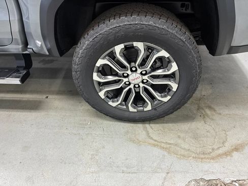 New 2026 GMC Canyon Denali AWD/4WD image 34