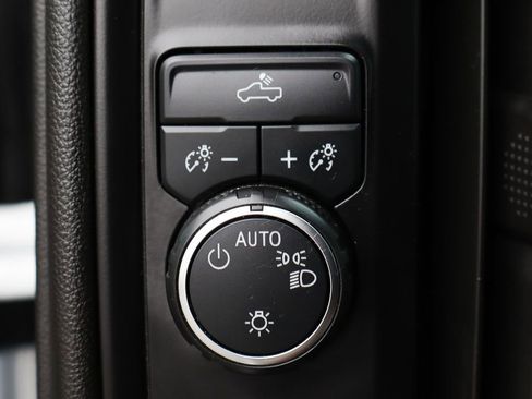 Used 2024 Chevrolet Silverado 1500 Custom RWD image 22