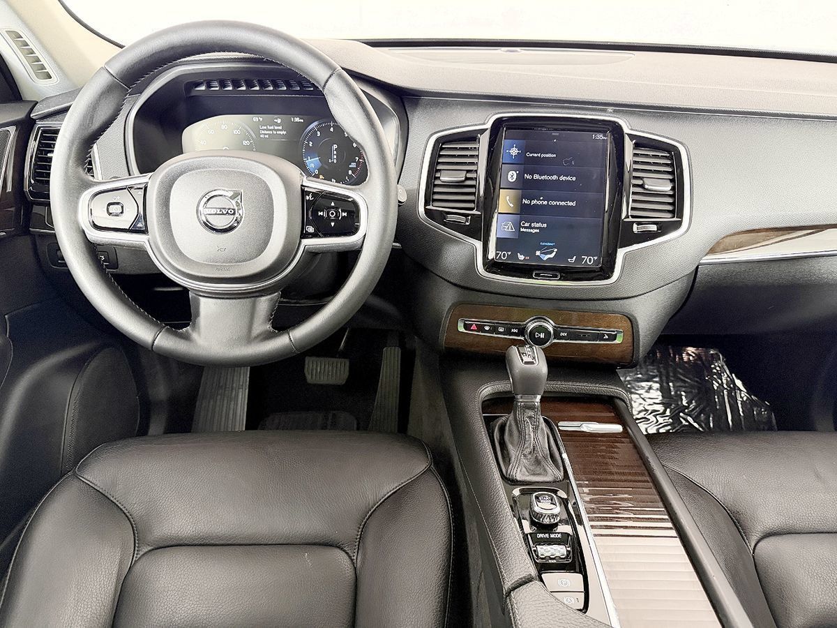 Used 2018 Volvo XC90 T6 Momentum w/ Momentum Plus Package AWD/4WD image 60