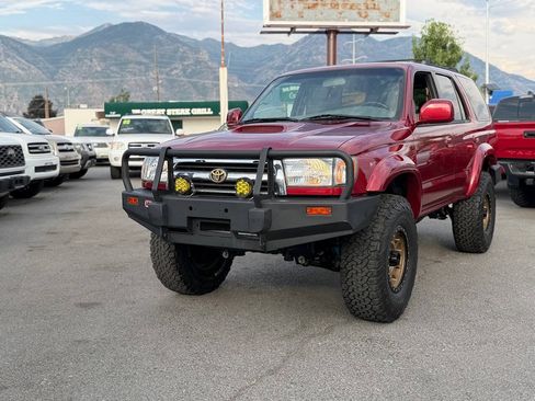 Used 2002 Toyota 4Runner SR5 w/ Leather Trim Pkg AWD/4WD image 6