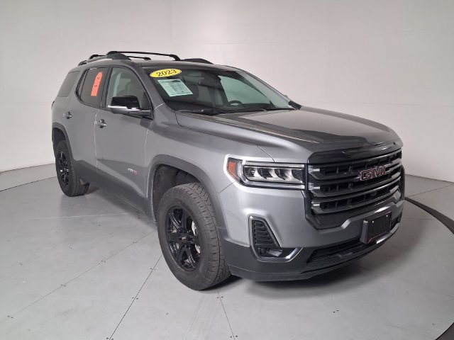 Used 2023 GMC Acadia AT4 w/ Technology Package AWD/4WD image 2
