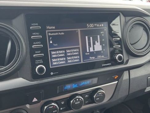 Used 2022 Toyota Tacoma SR image 8