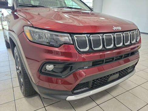 Used 2022 Jeep Compass Limited image 25