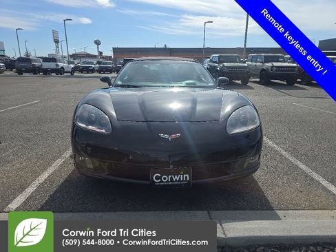 Used 2008 Chevrolet Corvette Convertible w/ Preferred Equipment Group RWD image 3