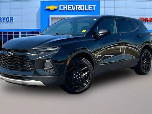 Used 2022 Chevrolet Blazer LT w/ LPO, Black Accent Package FWD image 3