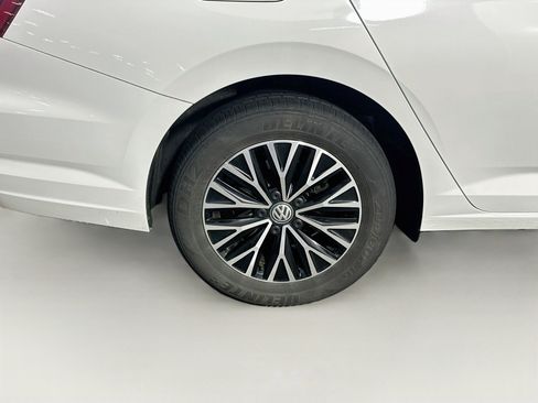 Used 2019 Volkswagen Jetta SE FWD image 11