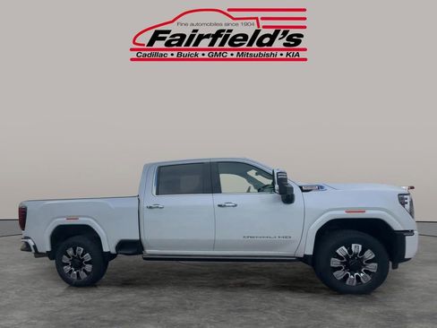 Used 2024 GMC Sierra 3500 Denali w/ Denali Reserve Package image 7